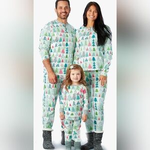 LIKE NEW Honest Baby “Feelin’ Pine” Holiday Fam Jams Pajama Set | Women’s XL